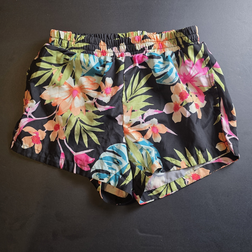 Girls Black Tropical Floral Elastic Waist Shorts